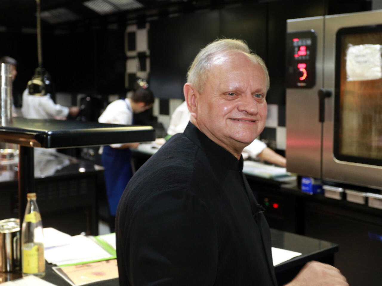 Tyranny' in the kitchen at famed French chef's new restaurant